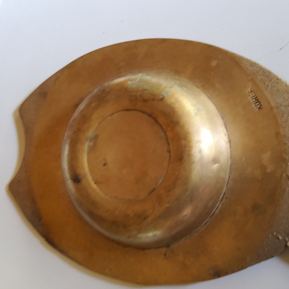 Brutalist Brass Fish Ashtray/dish Korea - Picture 4 of 4